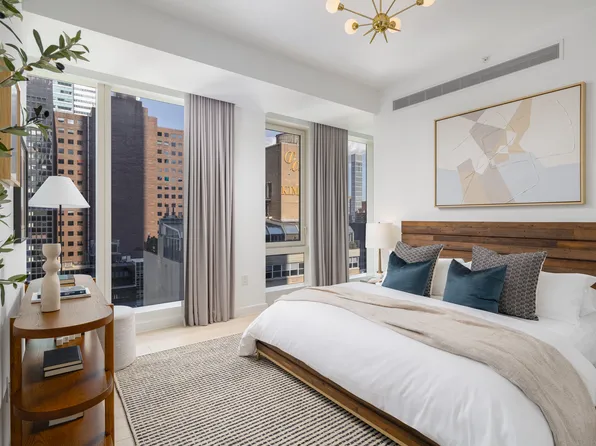 138 East 50th Street image 5 of 23