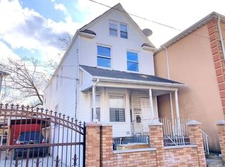 142-06 Liberty Ave, Jamaica, NY 11435