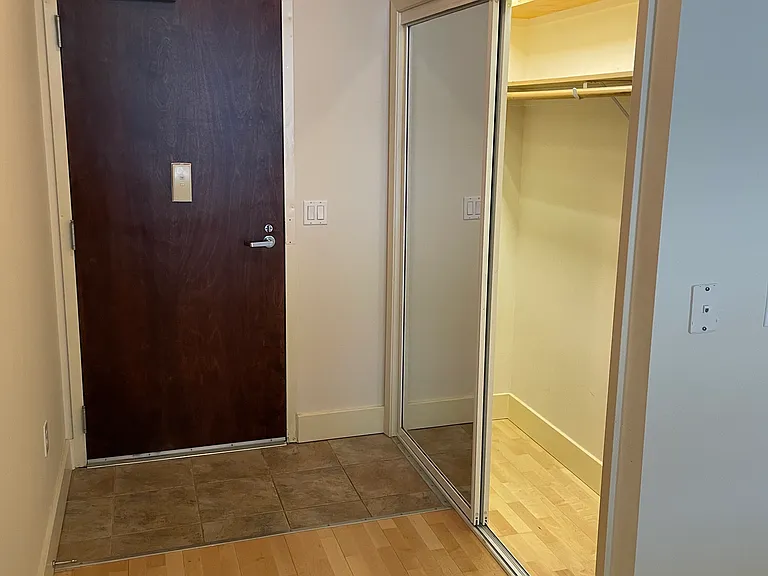 1630 California Street — Photo 28