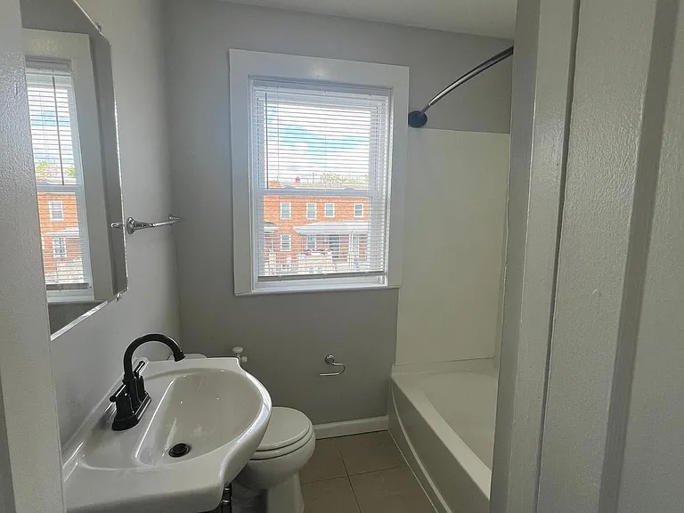 2237 W Saratoga St — Photo 13