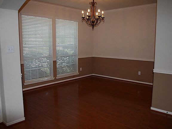 4th image of 2218 Kristina Way