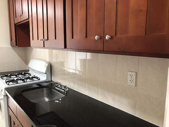 4th image of 6620 Wetherole St APT 3L