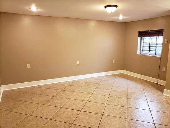 3rd image of 8240 Hickory St #2
