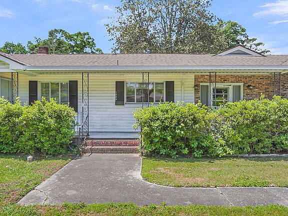 4th image of 1024 Lepley Rd