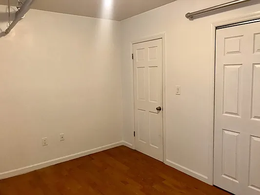 Rented by Voro, LLC | media 30