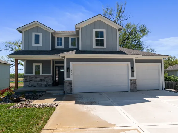 407 6th St, Smithville, MO 64089