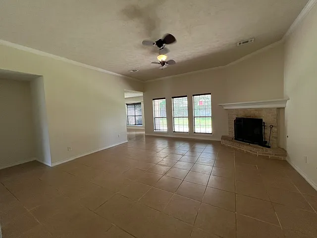 1880 Mullins Ct — Photo 17