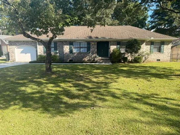 254 Foxborough Rd, Goose Creek, SC 29445