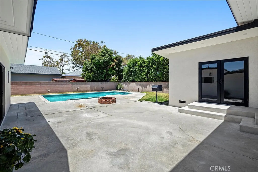 3 bed, 1449 sqft, $6,200 — Photo 4