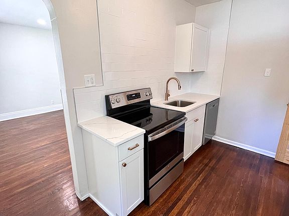 2nd image of 1899 Hertel Ave APT 2