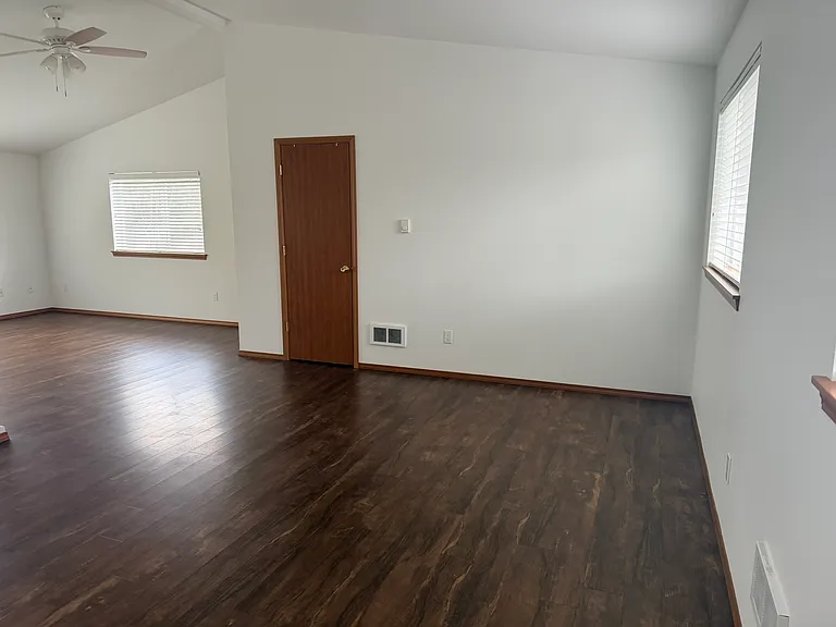 1607 141st Street Ct S #B — Photo 3