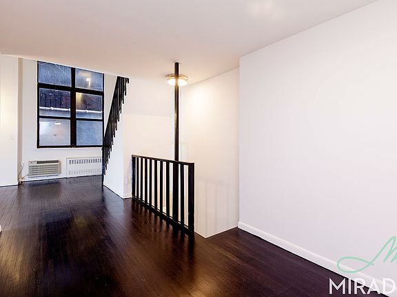 2nd image of 43 W 16th St APT 1G