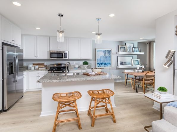 4149 E Circle Paseo UNIT 203, Ontario, CA 91764