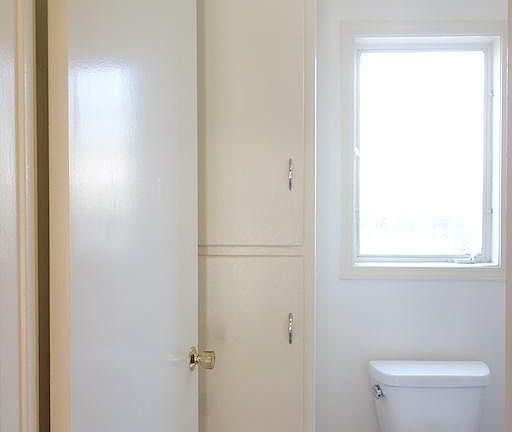 4th image of 816 Gramercy Dr APT 2