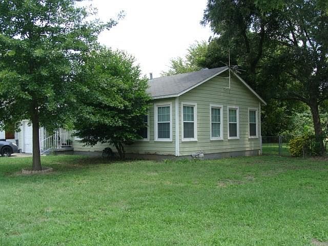 1st image of 2120 Beryl St