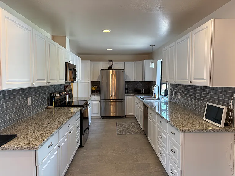 1250 Alturas Ave — Photo 4