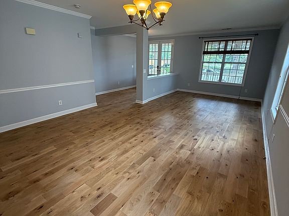 5th image of 5050 Karriker Ct