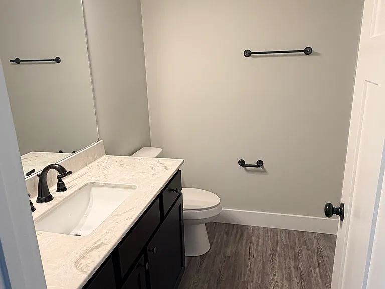 5926 Edmondson Ln — Photo 10