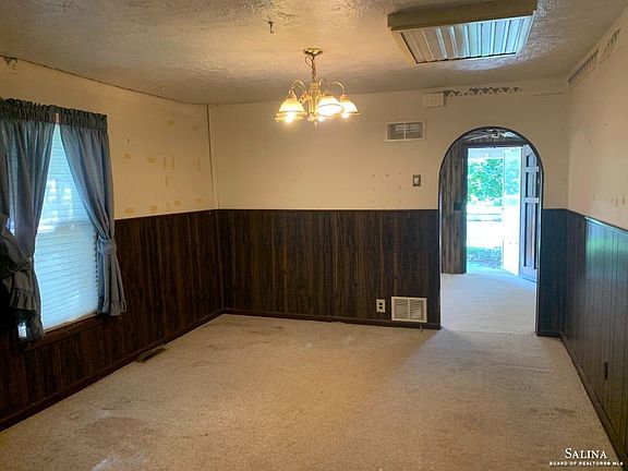5th image of 1204 N 5th St