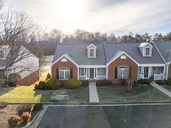 2nd image of 386 Horizon Dr