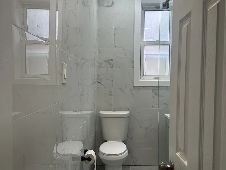 154 Radford St #4C — Photo 2