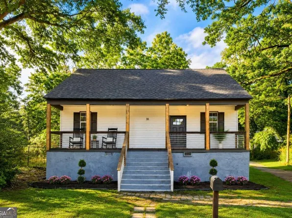 16 Berry Ave, Newnan, GA 30263
