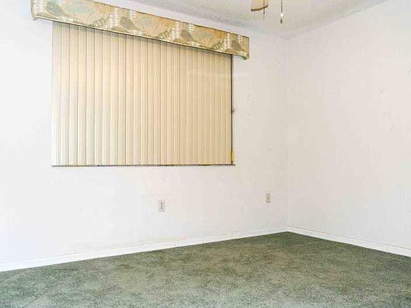 4th image of 10312 NW 24th Pl APT 108