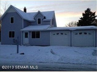 212 East St, Claremont, MN 55924
