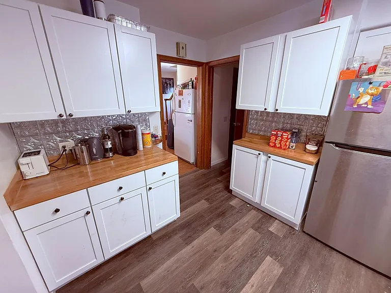 13 S Orchard St — Photo 24