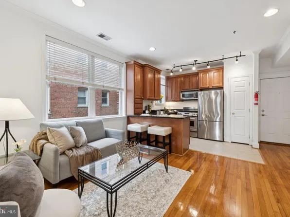 1438 Columbia Rd NW APT 305, Washington, DC 20009