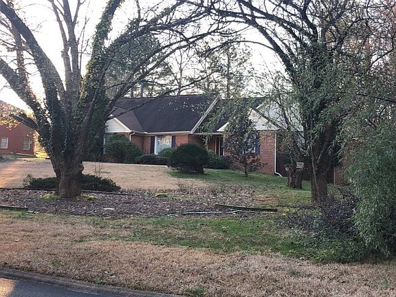 2nd image of 180 North Dr