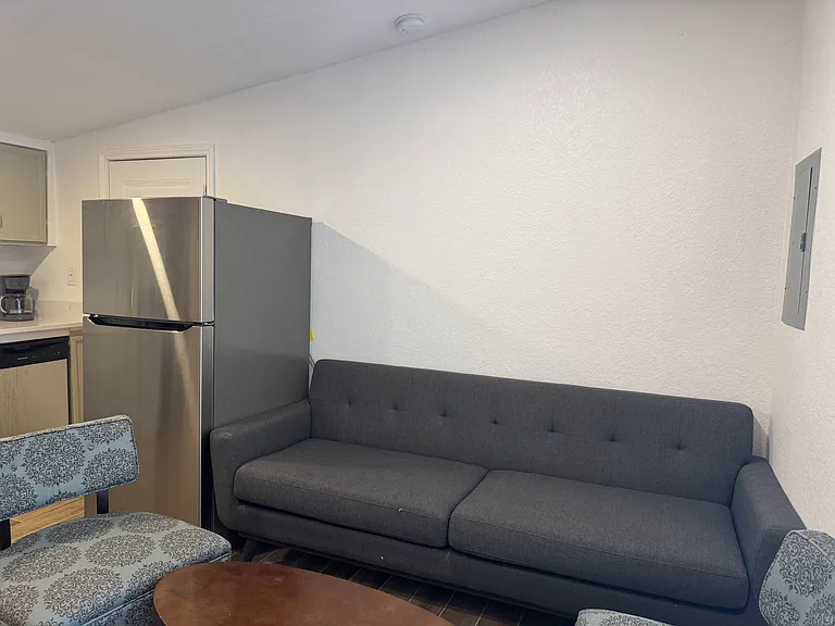 127 Loy Dr — Photo 21