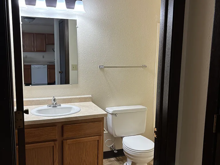 Northwood Manor Apartments — Photo 6