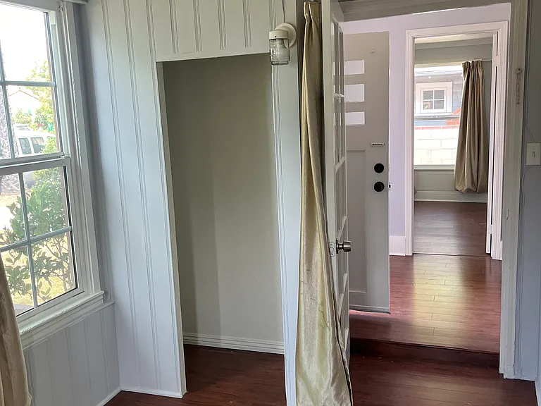 606 N Marguerita Ave — Photo 5