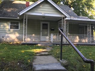 910 S Washington Ave, Independence, MO 64050