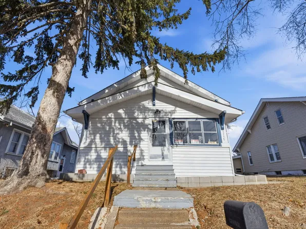 1117 19th Ave, Rock Island, IL 61201