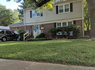 29 Long Bridge Rd, Hampton, VA 23669