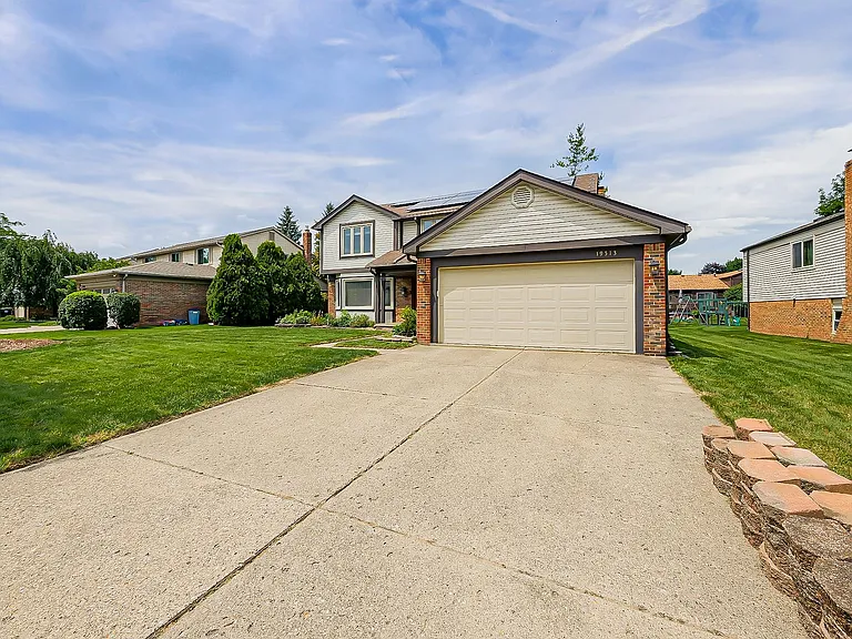 19513 Pollyanna Dr — Photo 65