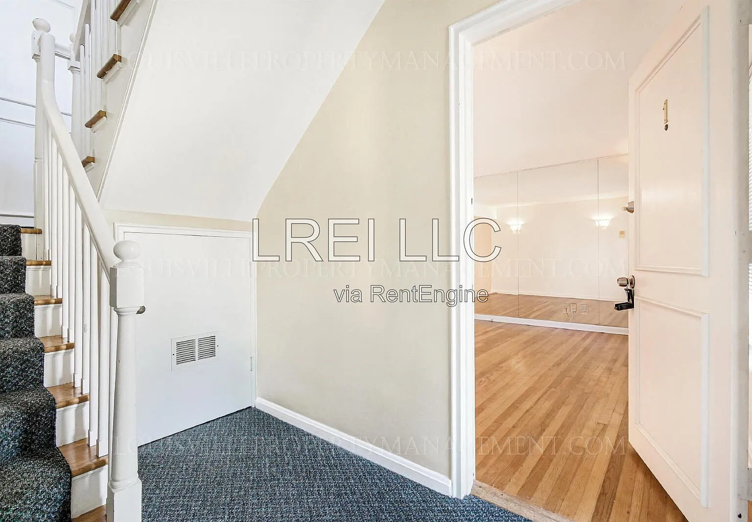 2 bed, 1.0 bath, 728 sqft, $1,395 — Photo 2