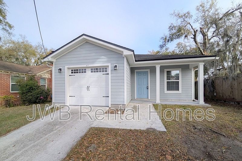 1st image of 417 W 47th St