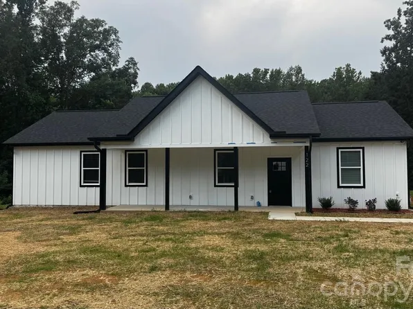122 Pinecrest Dr, Shelby, NC 28152