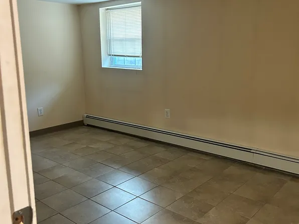 (undisclosed Address), Yonkers, NY 10704