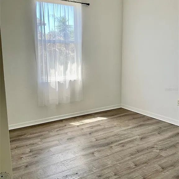 132 Golf Aire Blvd — Photo 23