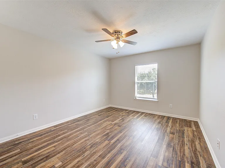 24615 Lakecrest Bend Dr — Photo 29