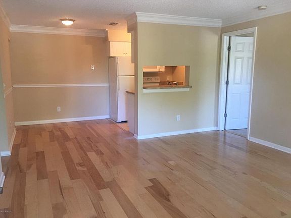 2nd image of 100 Fairway Park Blvd Unit 803