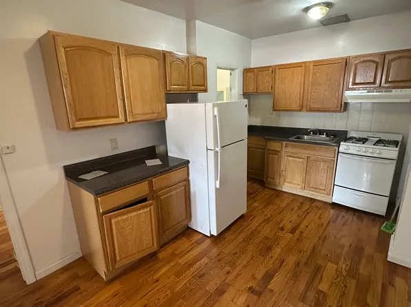 1729 Edison Ave #B, Bronx, NY 10461
