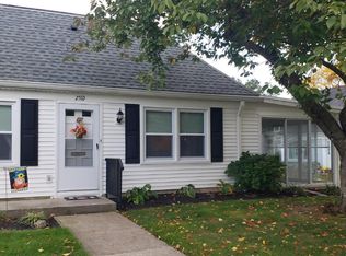 251 Mystic Ln #D, Monroe Township, NJ 08831