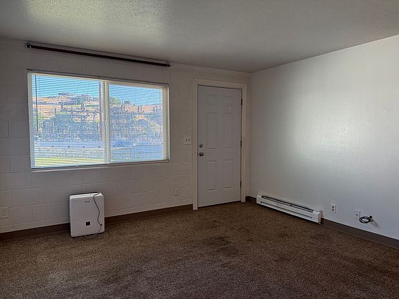 3rd image of 1006 W Pear Ave APT 4