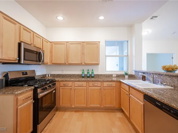 904 Duckhorn Ct APT 204, Las Vegas, NV 89144