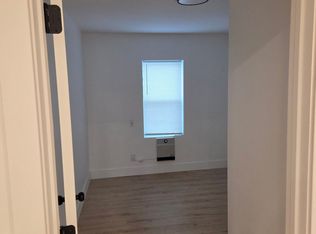 31 Van Zandt St Unit 3, Albany, NY 12207